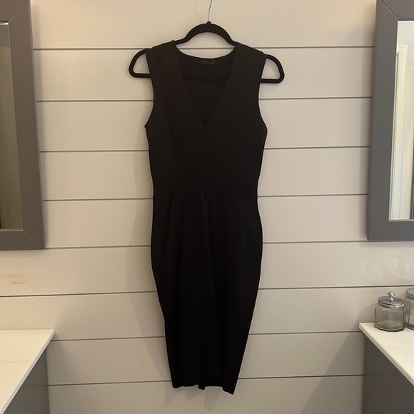 Black Zara Dress - Picture 1 of 2
